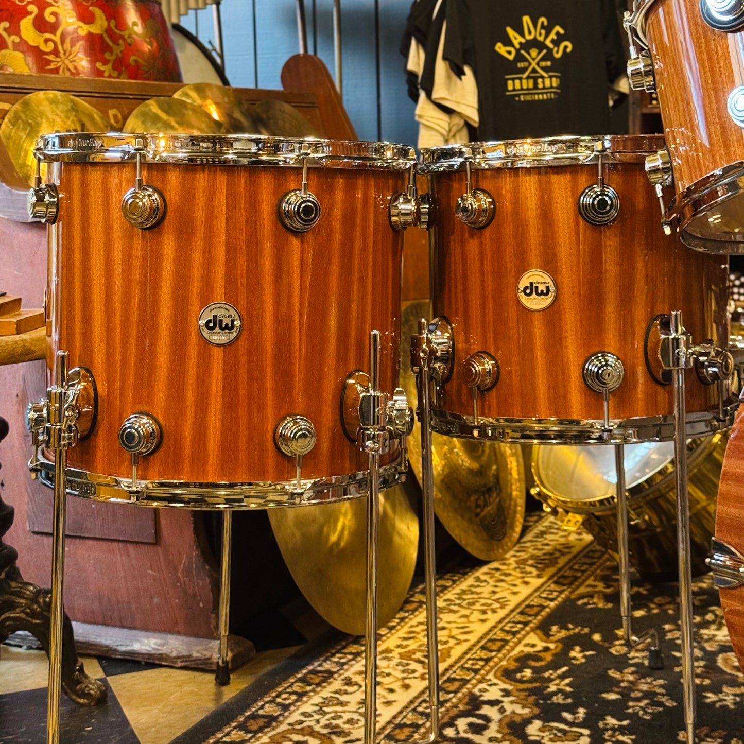 Walfredo Reyes Collection DW Collectors Cherry Mahogany Drum Set in Natural Gloss over Mahogany Veneer - 18x23, 8x10, 9x12, 9x13, 12x14, 14x16 + 6.5x14 Snare Drum