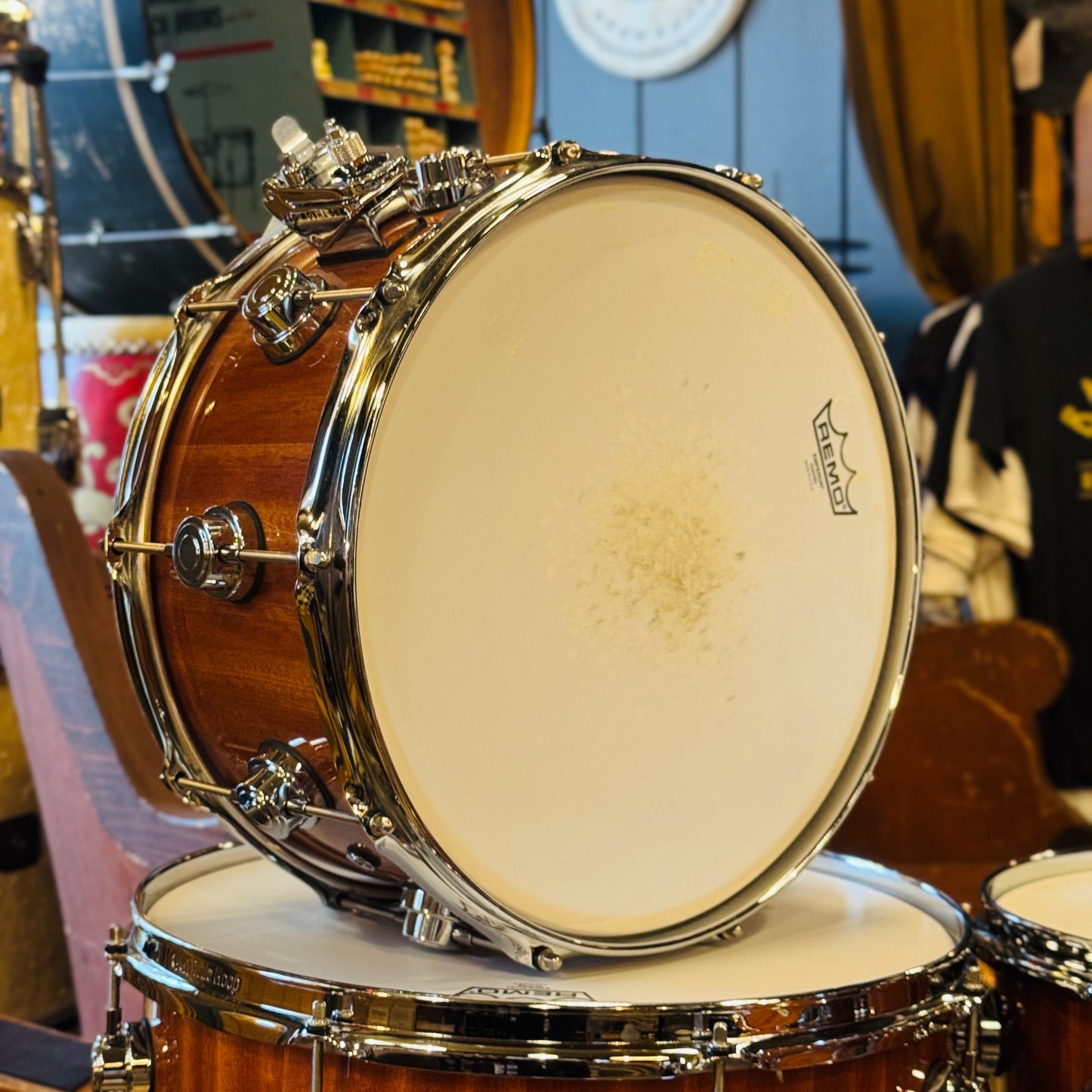 Walfredo Reyes Collection DW Collectors Cherry Mahogany Drum Set in Natural Gloss over Mahogany Veneer - 18x23, 8x10, 9x12, 9x13, 12x14, 14x16 + 6.5x14 Snare Drum