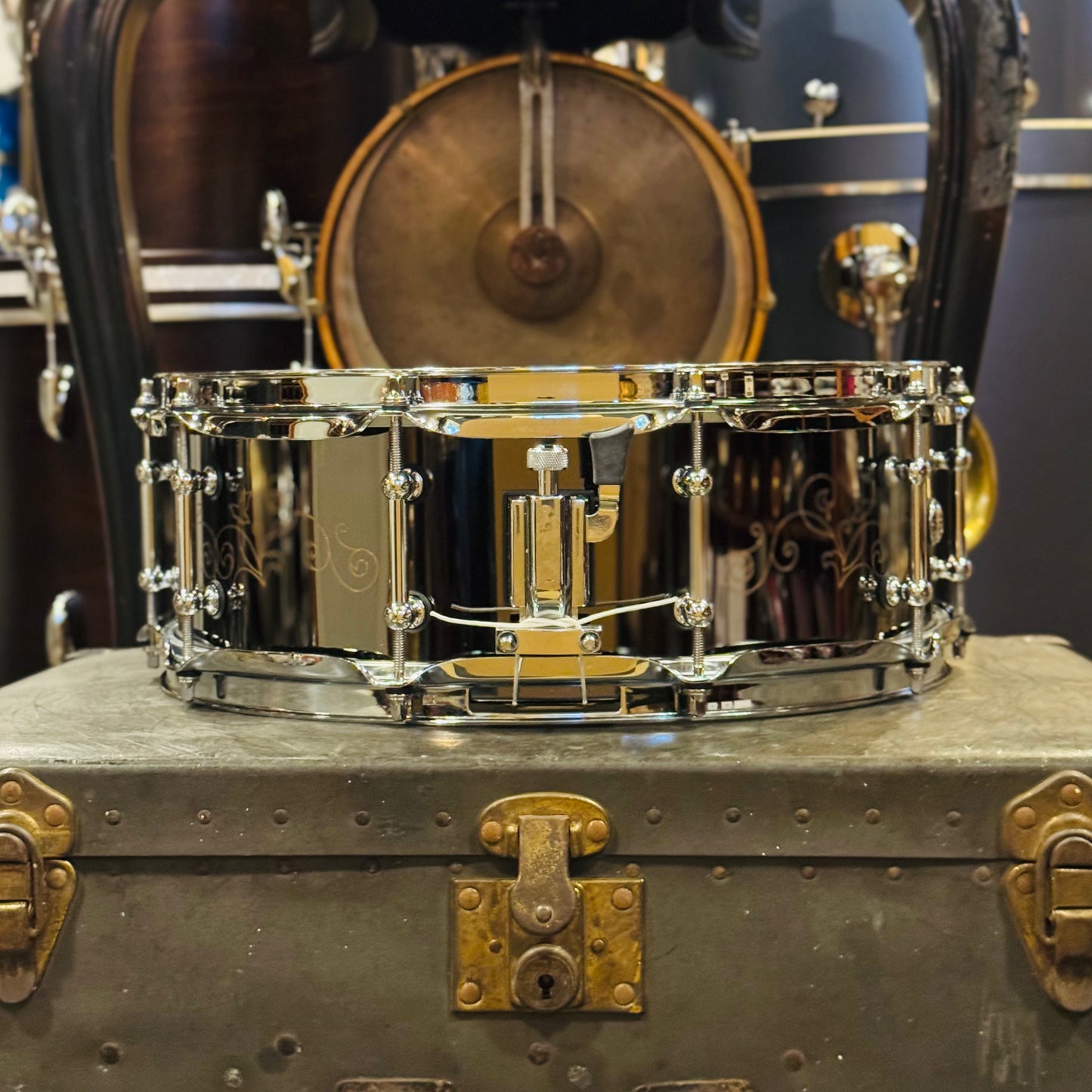 Walfredo Reyes Jr Collection Eccentric Systems 5x14 Black Nickel over Brass Snare Drum