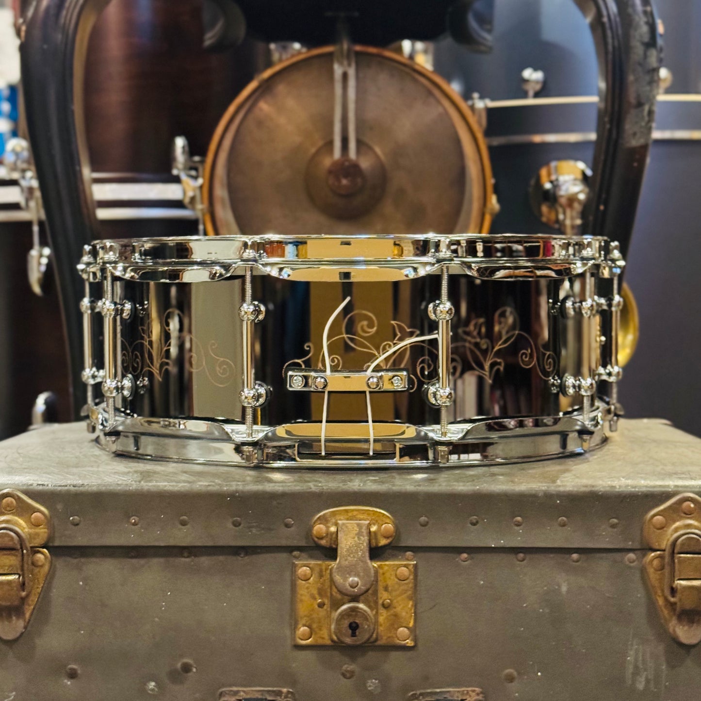 Walfredo Reyes Jr Collection Eccentric Systems 5x14 Black Nickel over Brass Snare Drum