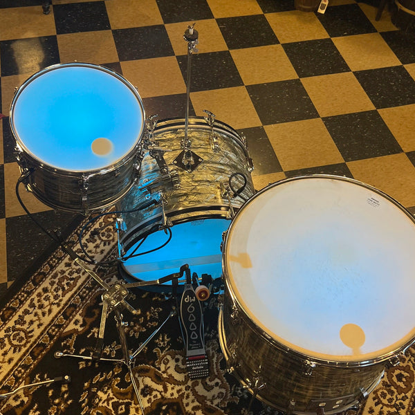 VINTAGE 1961 Pre-Serial Ludwig Drum Set in Sky Blue Pearl with Internal Lighting System - 20/13/20