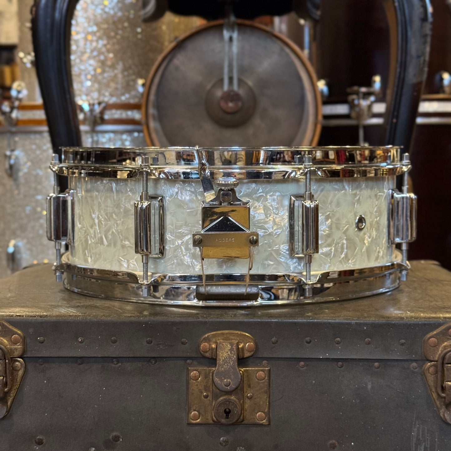 VINTAGE 1960's Rogers 5x14 Cleveland Era Tower Model Snare Drum in White Marine Pearl