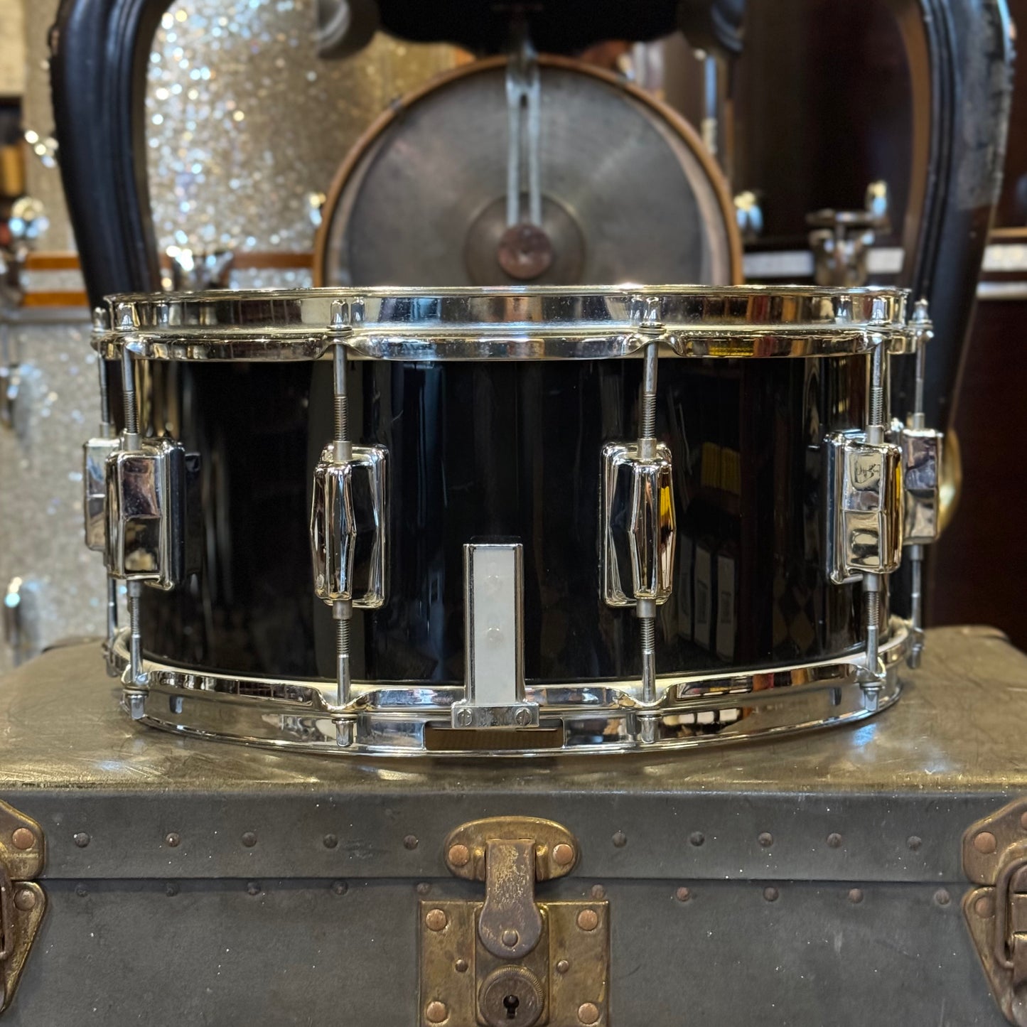 VINTAGE 1984 Pearl 6.5x14 MX Series Maple Snare Drum in Black