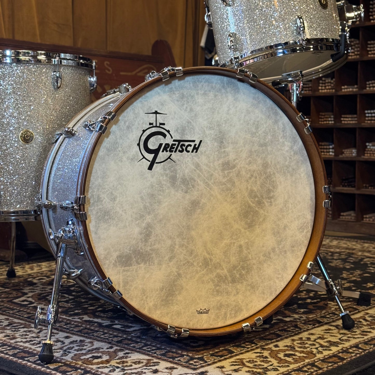 NEW Gretsch USA Custom in Silver Glass Glitter w/ Satin Mahogany Bass Drum Hoops - 14x22, 9x13, 16x16