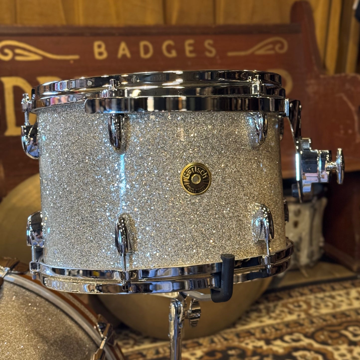 NEW Gretsch USA Custom in Silver Glass Glitter w/ Satin Mahogany Bass Drum Hoops - 14x22, 9x13, 16x16