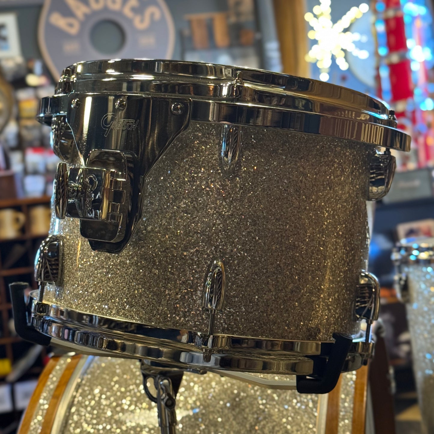 NEW Gretsch USA Custom in Silver Glass Glitter w/ Satin Mahogany Bass Drum Hoops - 14x22, 9x13, 16x16
