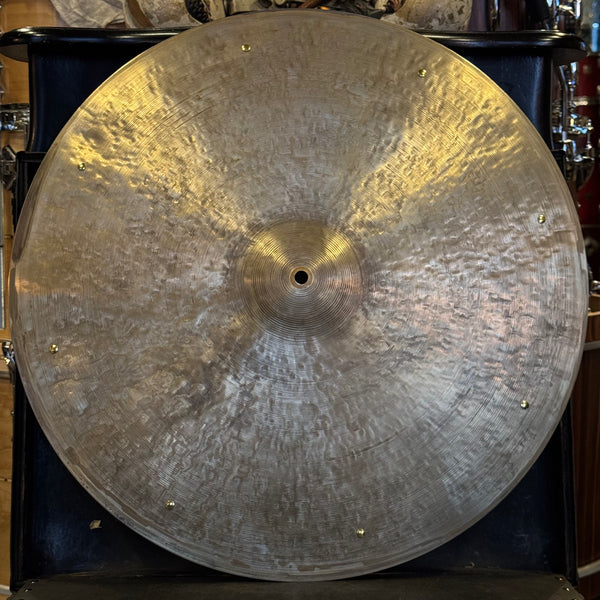 NEW Seifried 22" Old K Clone w/ Eight Rivets - 2524g