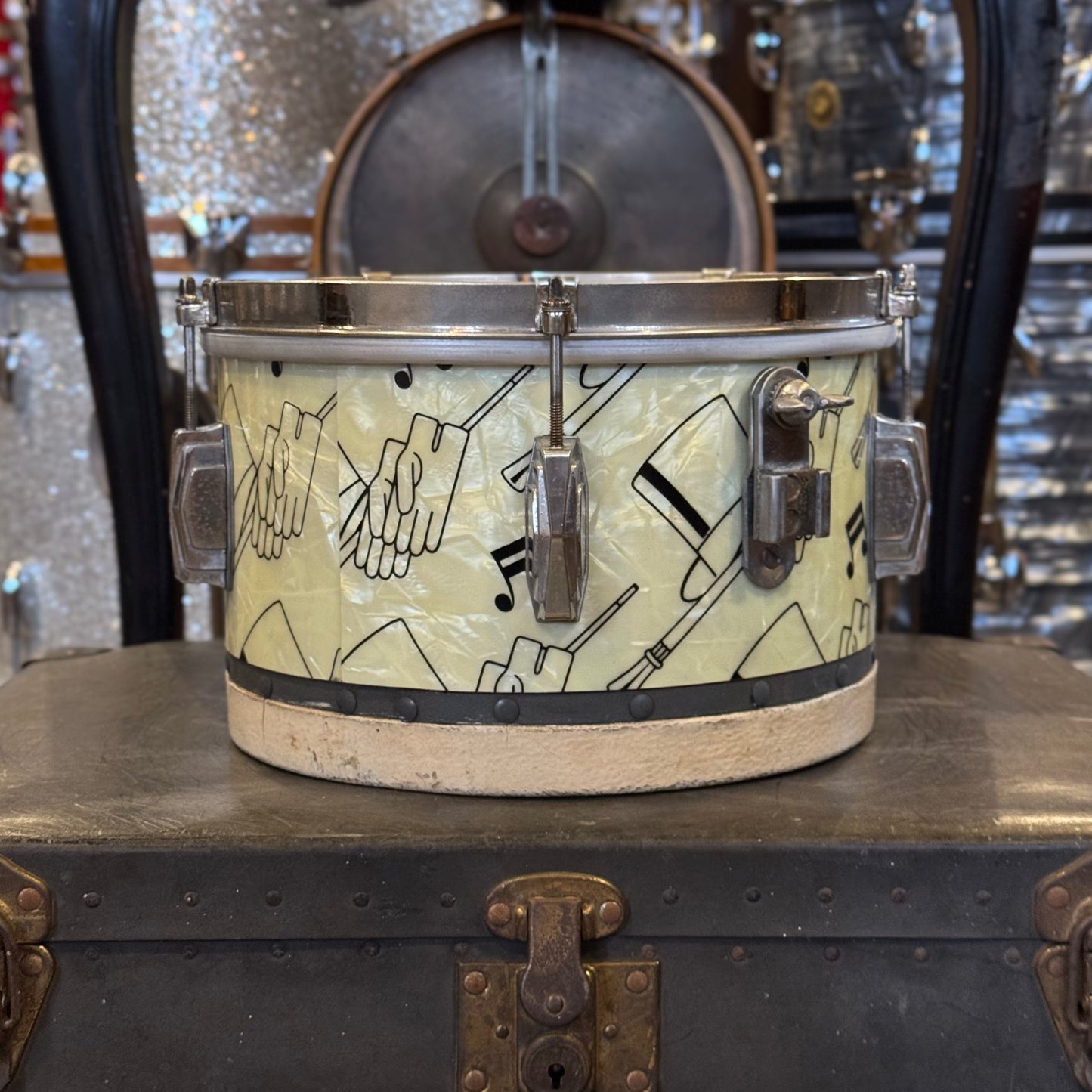 VINTAGE 1940's Ludwig & Ludwig 7x11 Tacked Tom in Top Hat and Cane