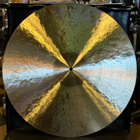 NEW Cymbal & Gong 22" American Artist - 2422g