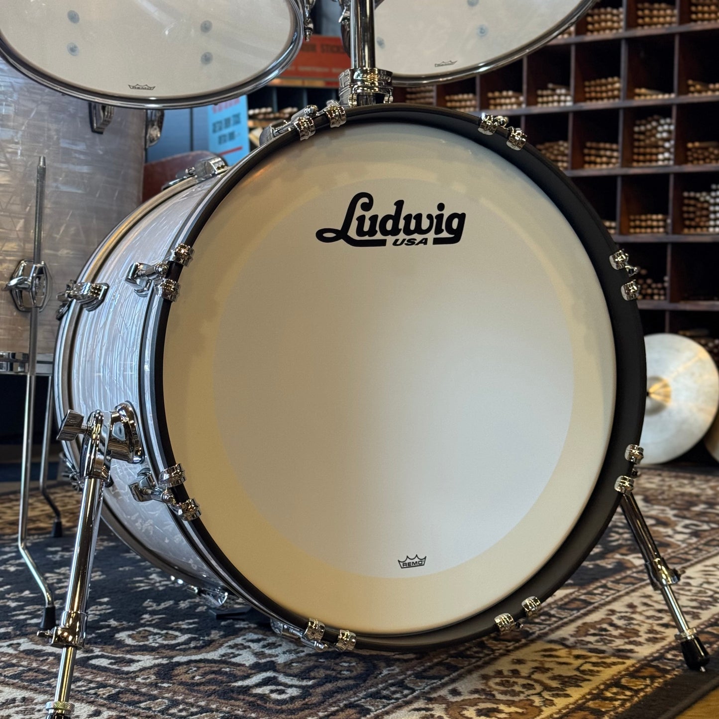 USED Ludwig Classic Maple Drum Set in Vintage White Marine - 14x20, 8x12, 9x13, 16x16