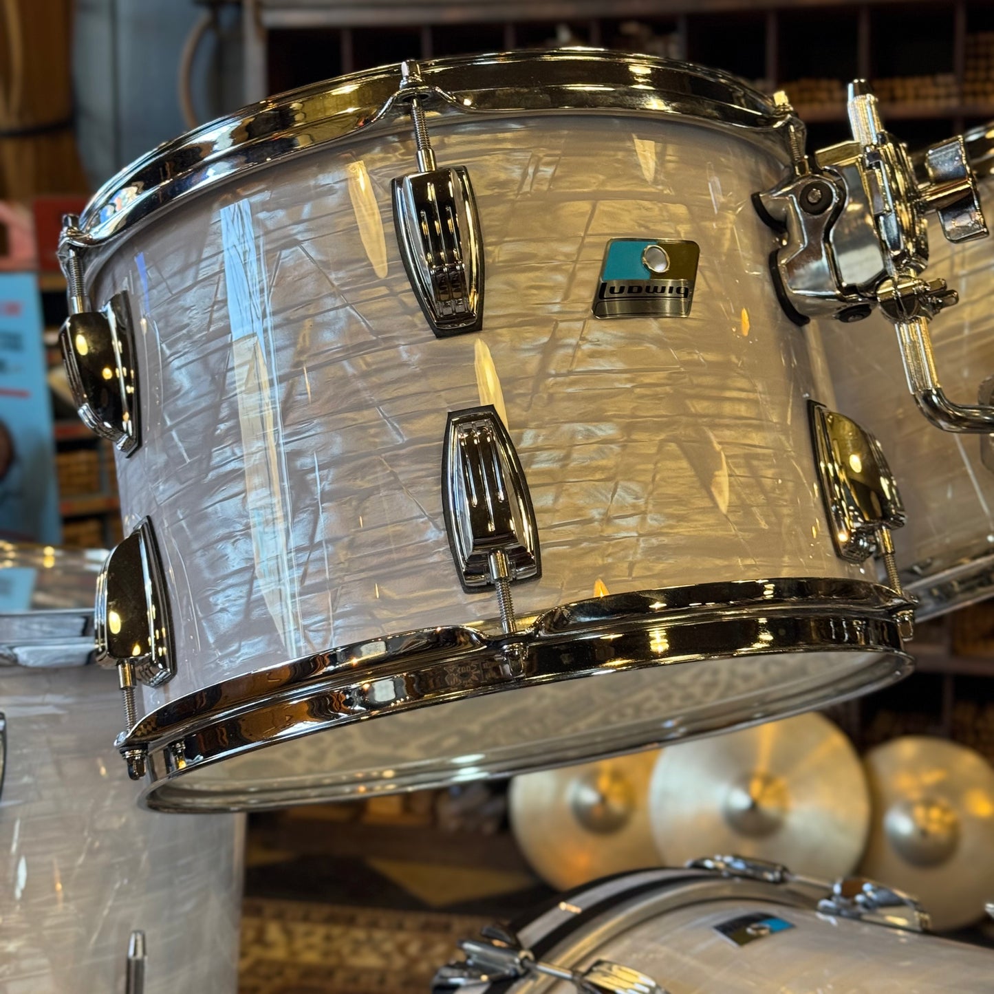 USED Ludwig Classic Maple Drum Set in Vintage White Marine - 14x20, 8x12, 9x13, 16x16