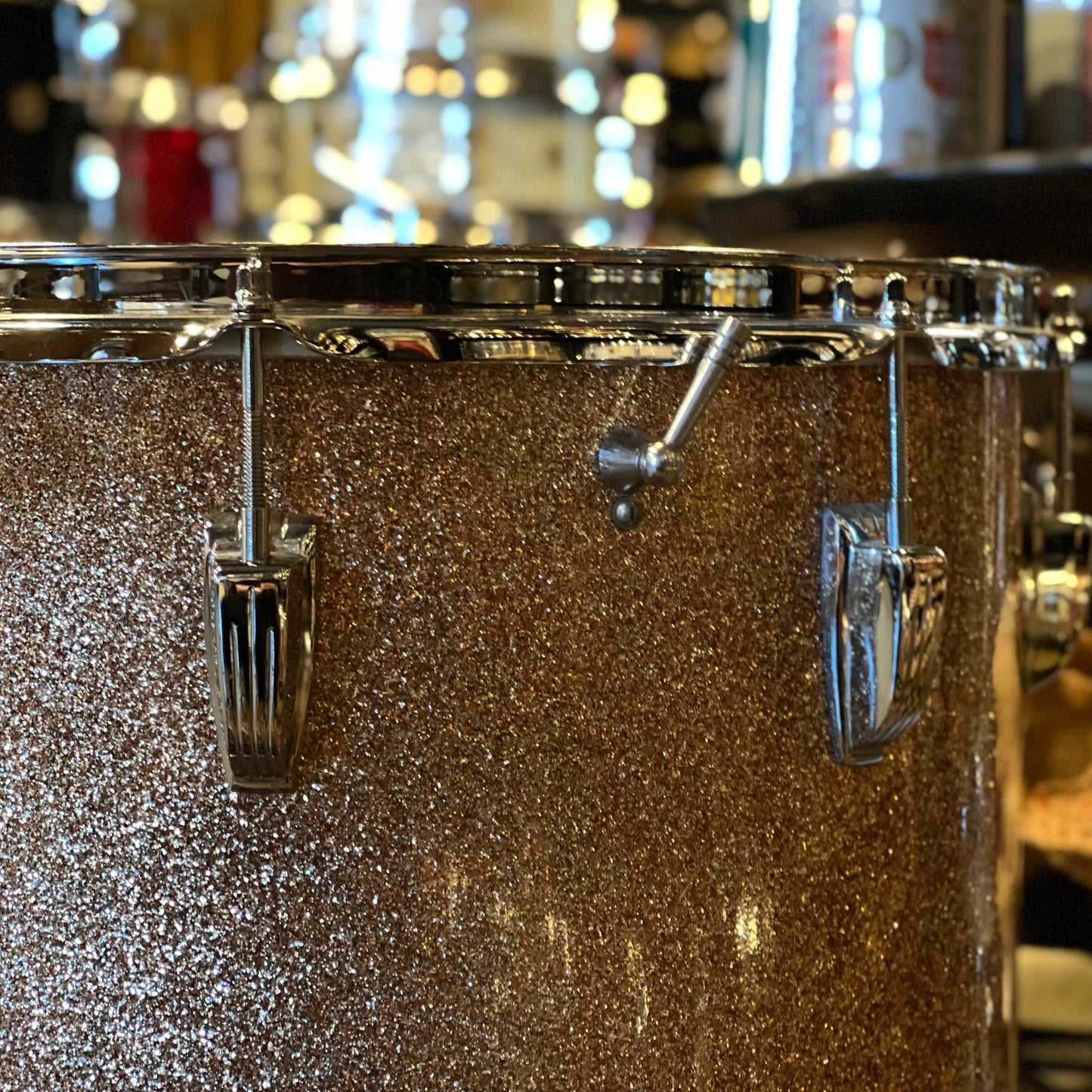 VINTAGE 1964 Ludwig Super Classic Outfit in Champagne Sparkle w/ Matching LM400 Supraphonic and Bags - 14x22, 9x13, 16x16, 5x14