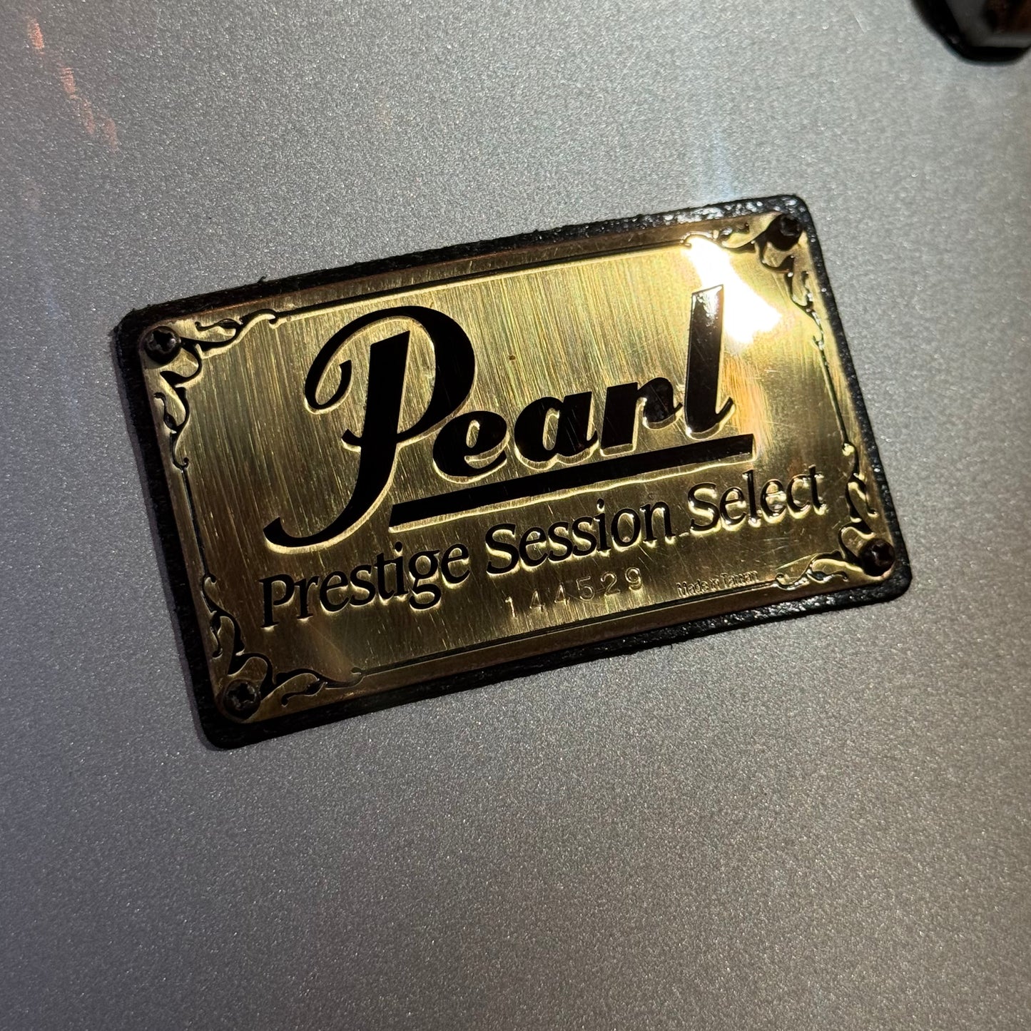 USED 2000's Pearl Prestige Session Select in Silver - 18x22, 8x10, 9x12, 12x14
