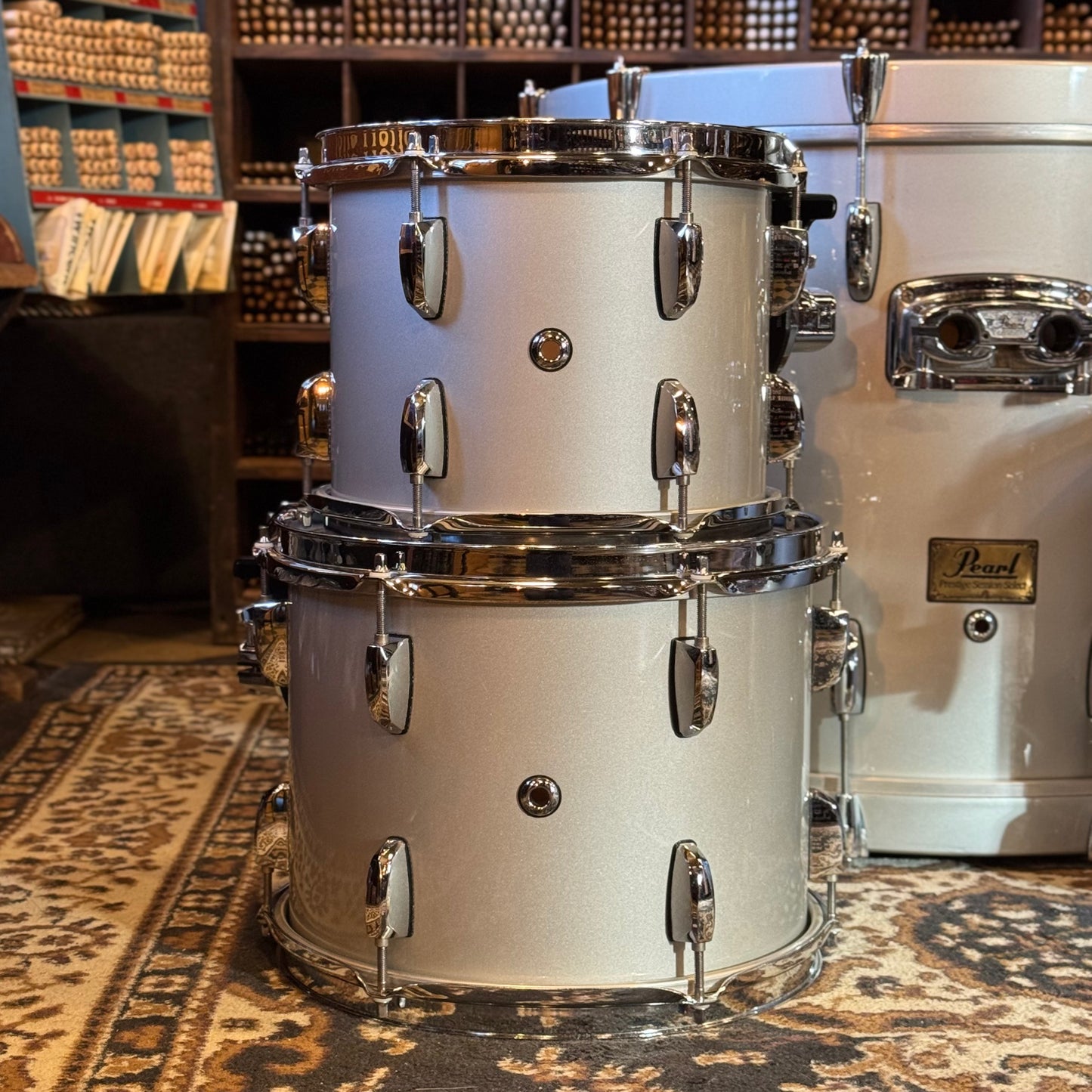 USED 2000's Pearl Prestige Session Select in Silver - 18x22, 8x10, 9x12, 12x14