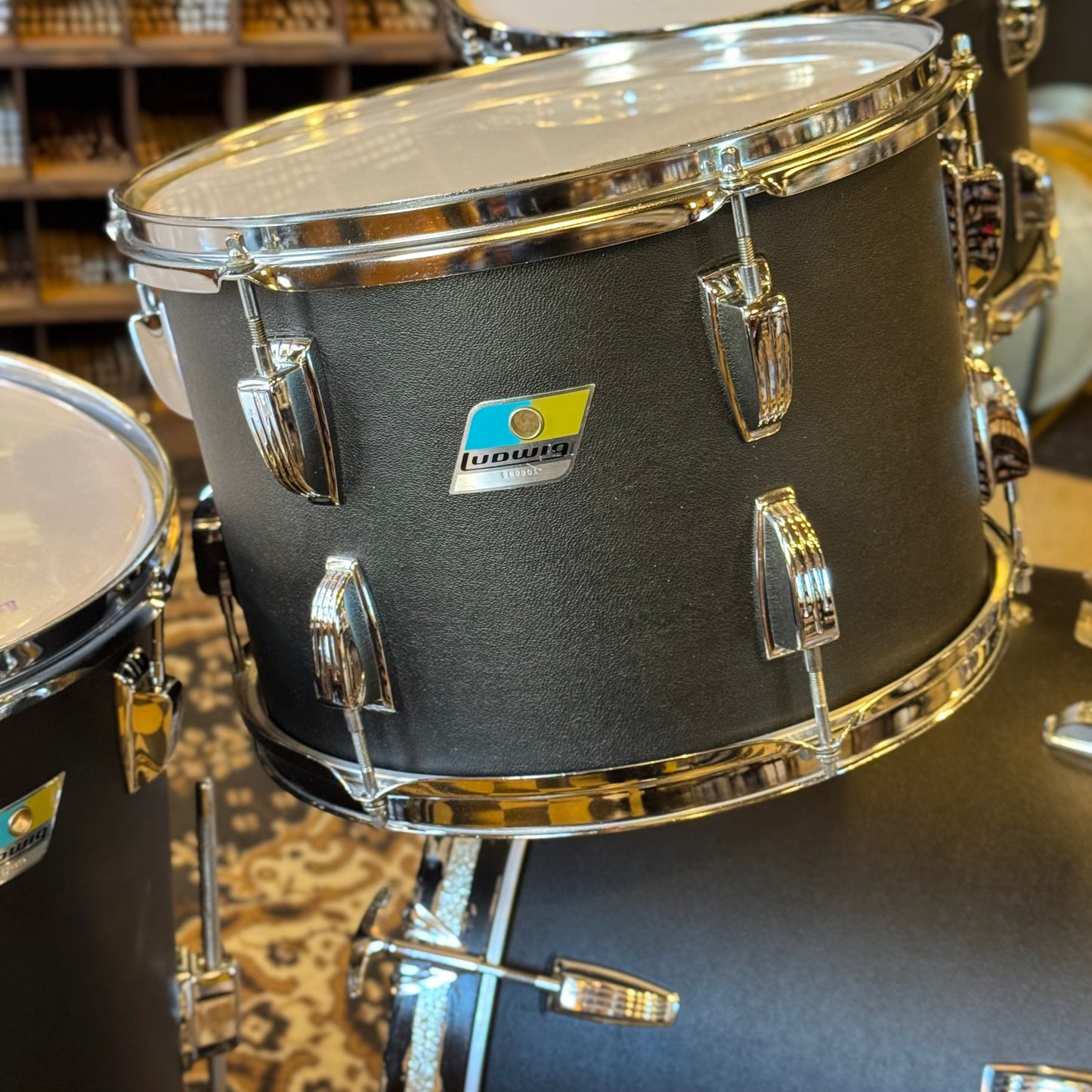 VINTAGE 1970's Ludwig Hollywood Outfit in Black Panther w/ LM400 Supraphonic - 14x22, 8x12, 9x13, 16x16, 5x14