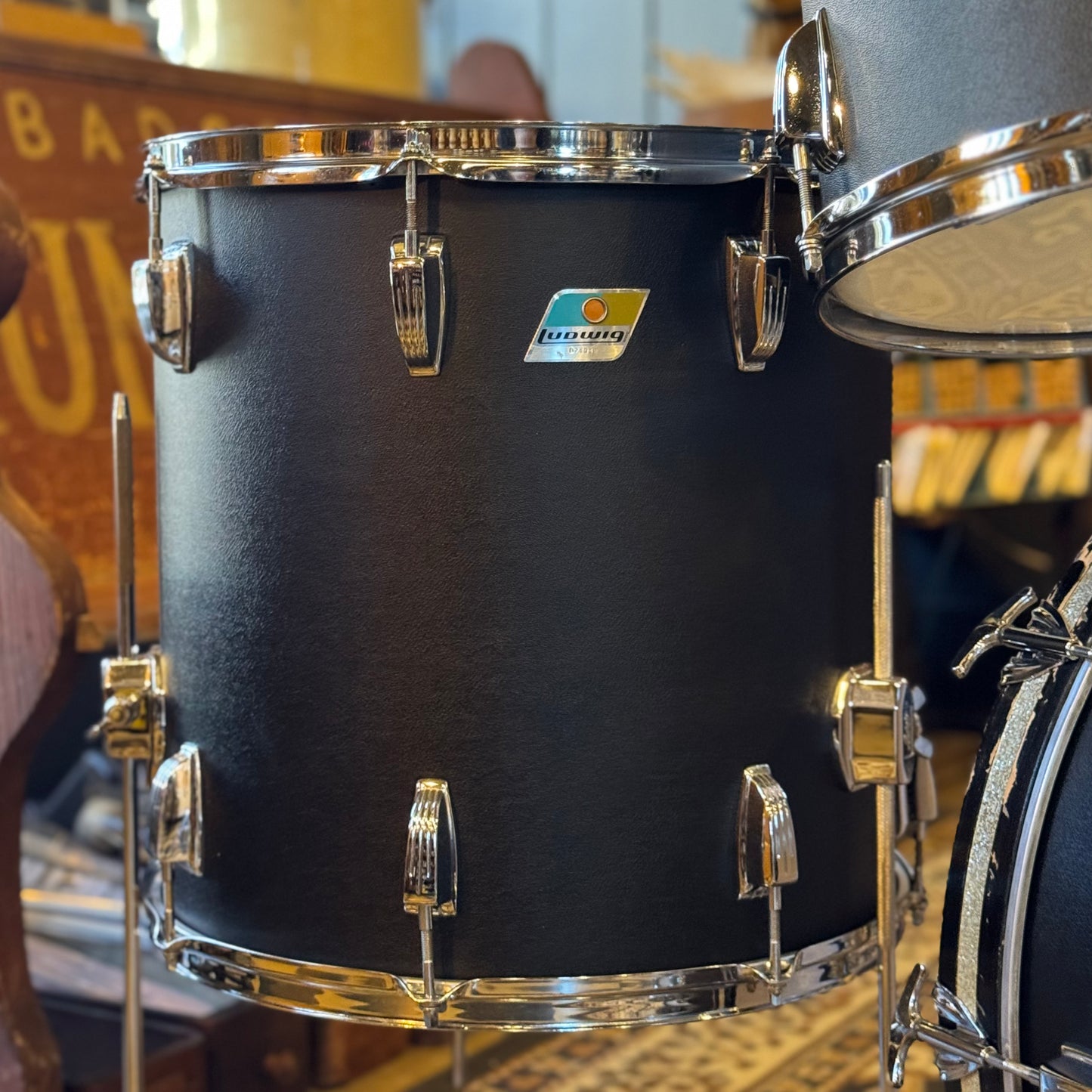 VINTAGE 1970's Ludwig Hollywood Outfit in Black Panther w/ LM400 Supraphonic - 14x22, 8x12, 9x13, 16x16, 5x14