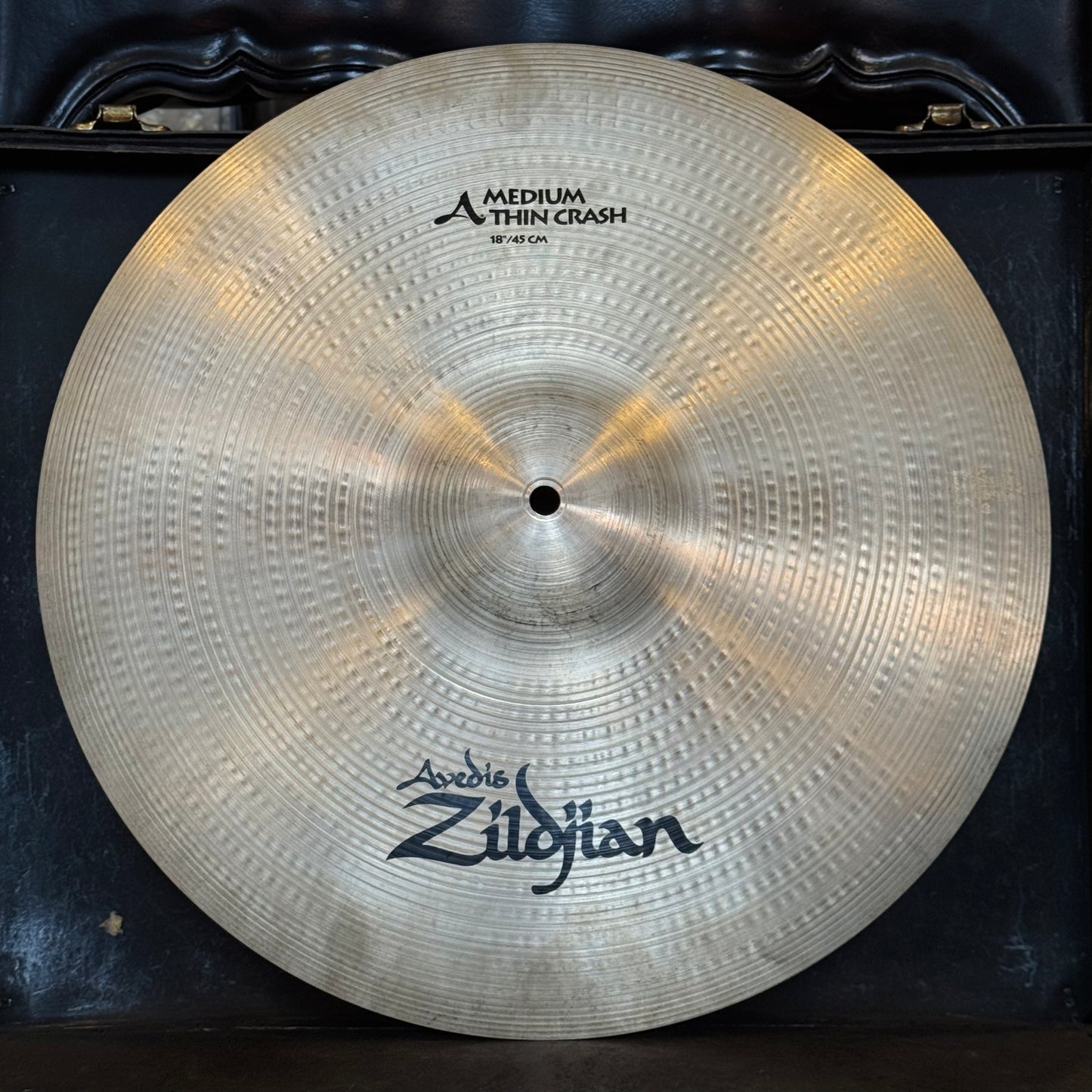 USED Zildjian 18" A. Zildjian Medium Thin Crash - 1590g