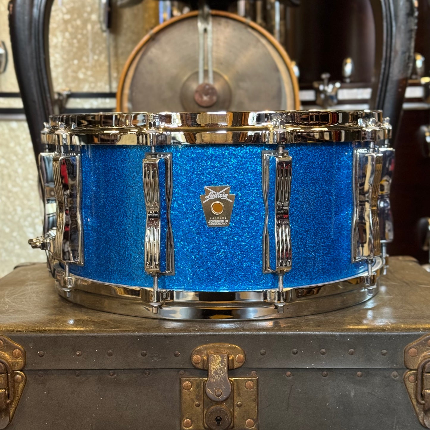 USED 90's Ludwig 6.5x14 Monroe Era Classic Maple Snare Drum in Blue Sparkle