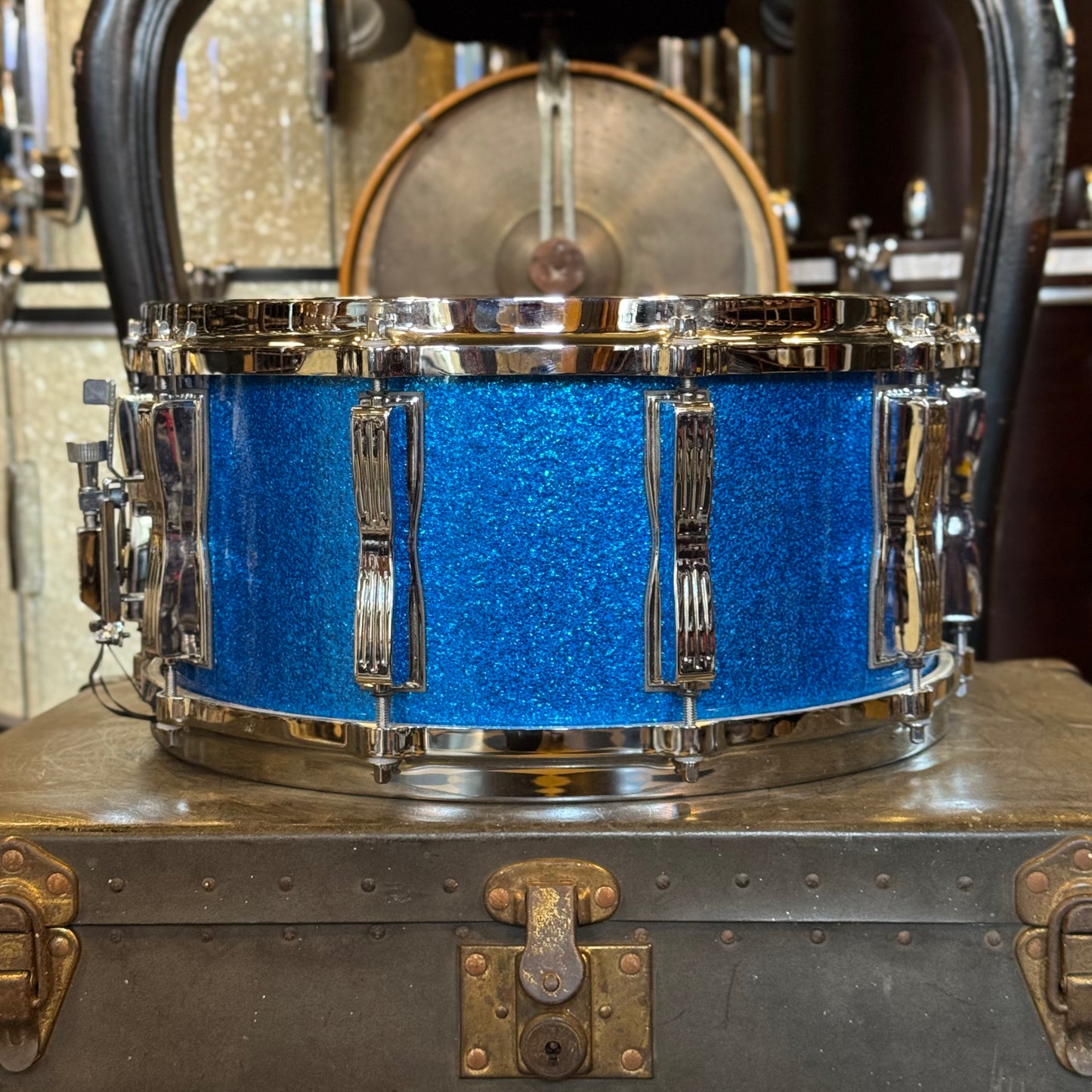 USED 90's Ludwig 6.5x14 Monroe Era Classic Maple Snare Drum in Blue Sparkle