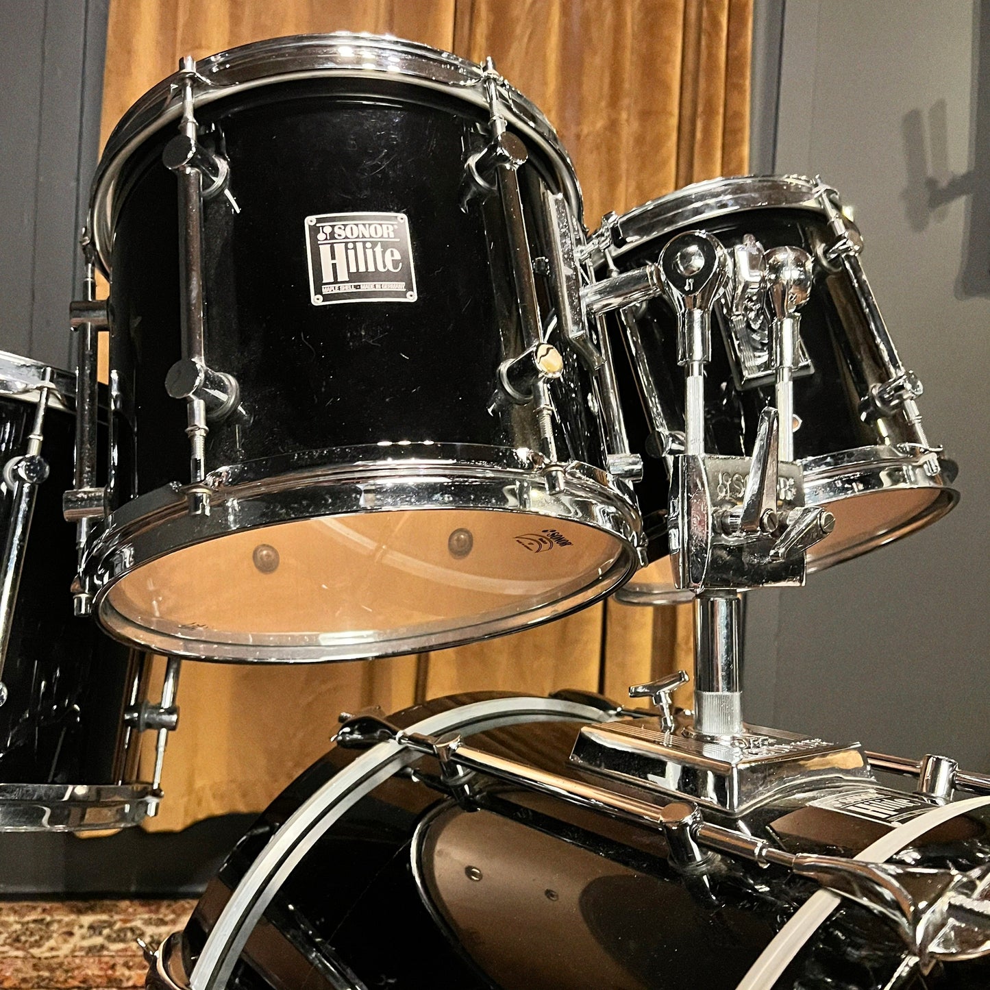 VINTAGE 1989-1990 Sonor HiLite Fusion Outfit in Piano Black Lacquer - 16x20, 9x10, 10x12, 11x13, 12x15