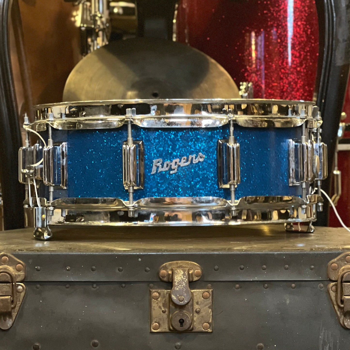 VINTAGE 1960's Rogers 5x14 Dynasonic Wood Snare Drum in Blue Sparkle