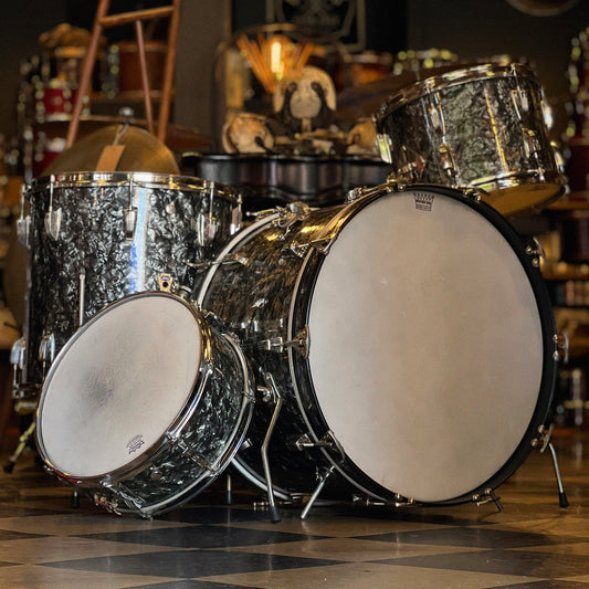VINTAGE 1959-60' Ludwig Transition Badge & Pre Serial "Super Classic" Outfit in Black Diamond Pearl - 14x22, 9x13, 16x16, & 5.5x14