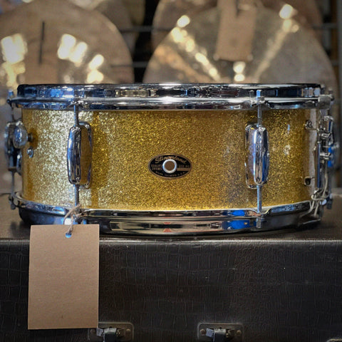 VINTAGE 1960's Slingerland 5.5x14 No. 161 Deluxe Student Model Snare Drum in Gold Sparkle