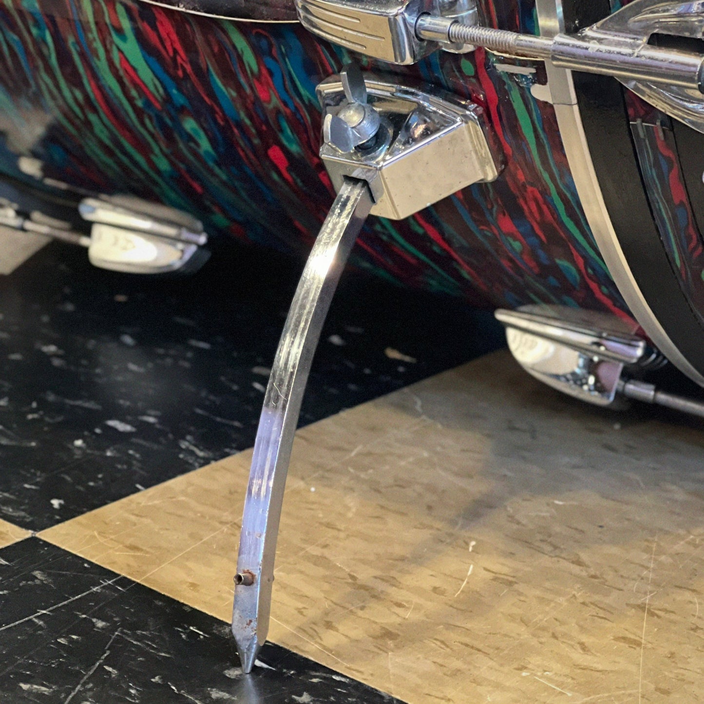 VINTAGE 1970's Ludwig 14x20 Bass Drum in Psychedelic Red