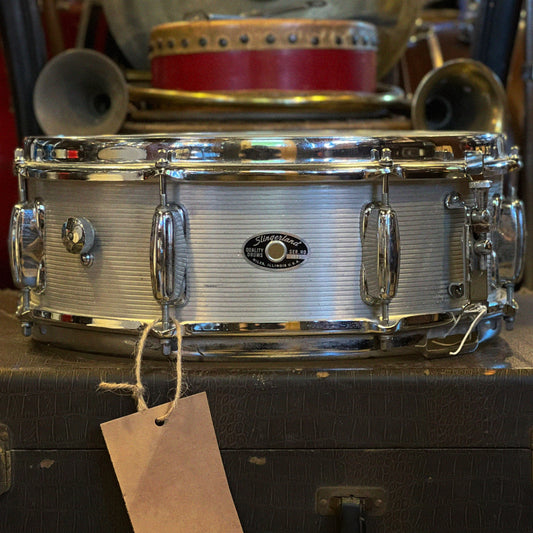 VINTAGE 1970's Slingerland 5x14 No. 140 Student Model Ribbed Aluminum Snare Drum