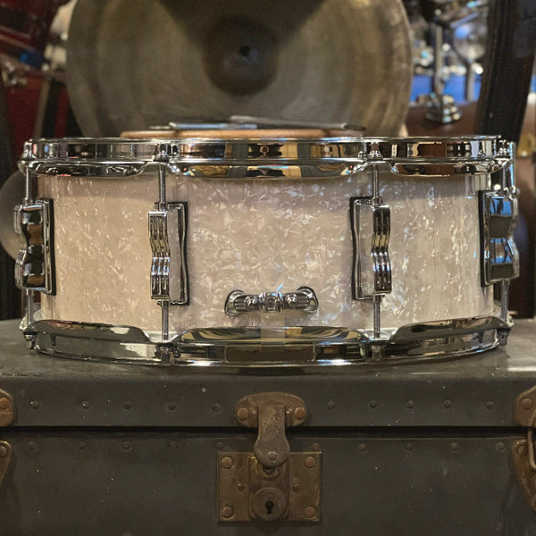 NEW Ludwig 5.5x14 "Retro Build" Classic Oak Snare Drum in Vintage White Marine