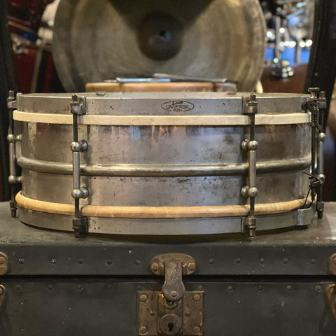 VINTAGE 1920's Ludwig 5x14 Universal Model Snare Drum