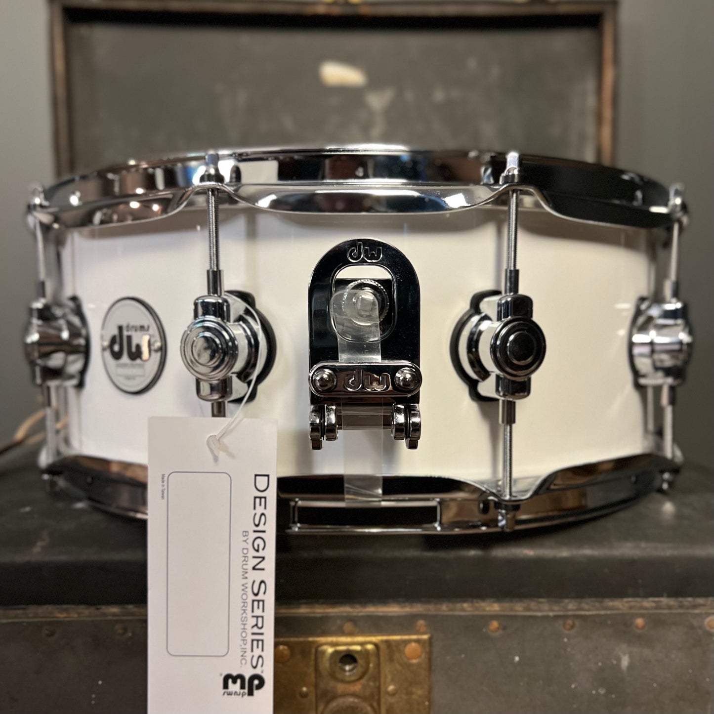 NEW DW 5.5x14 Design Snare Drum in Gloss White