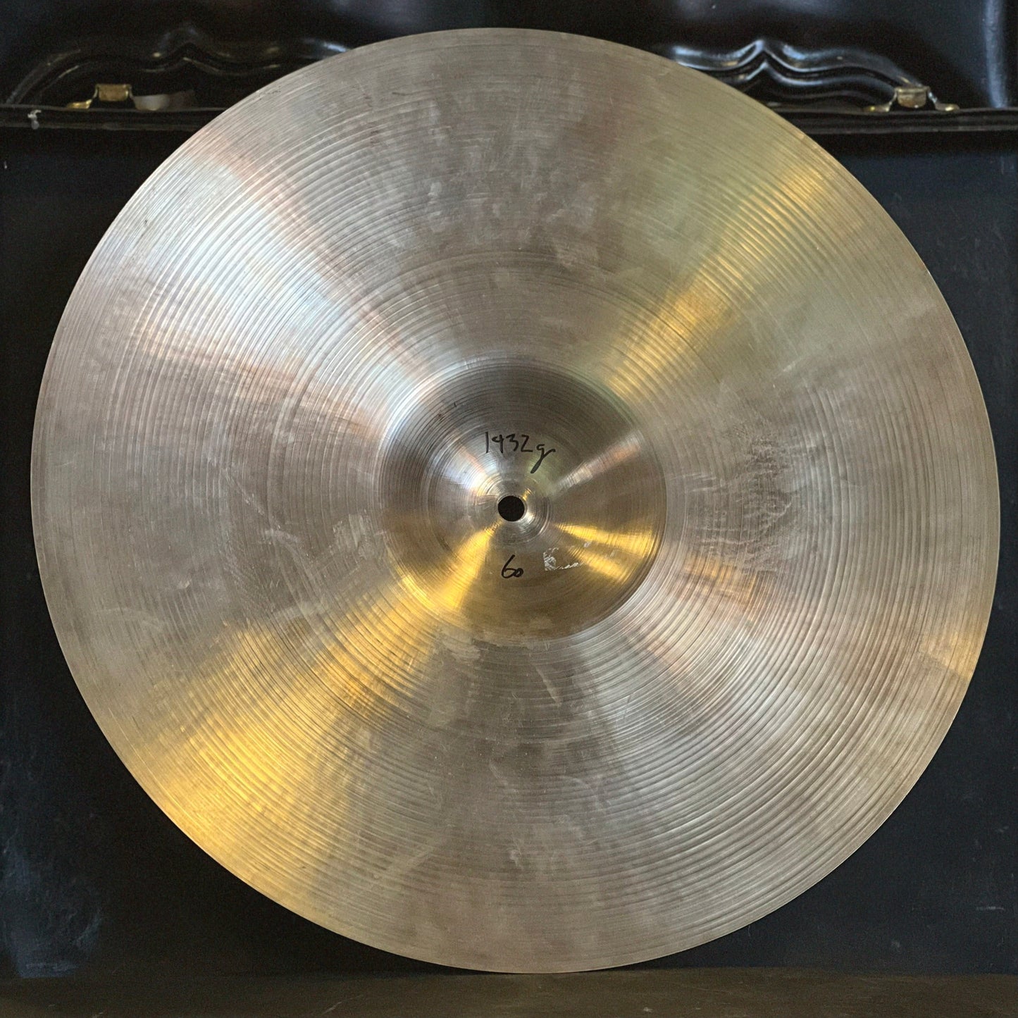 VINTAGE 1960's A. ZIldjian 18" Thin Crash Cymbal - 1432g