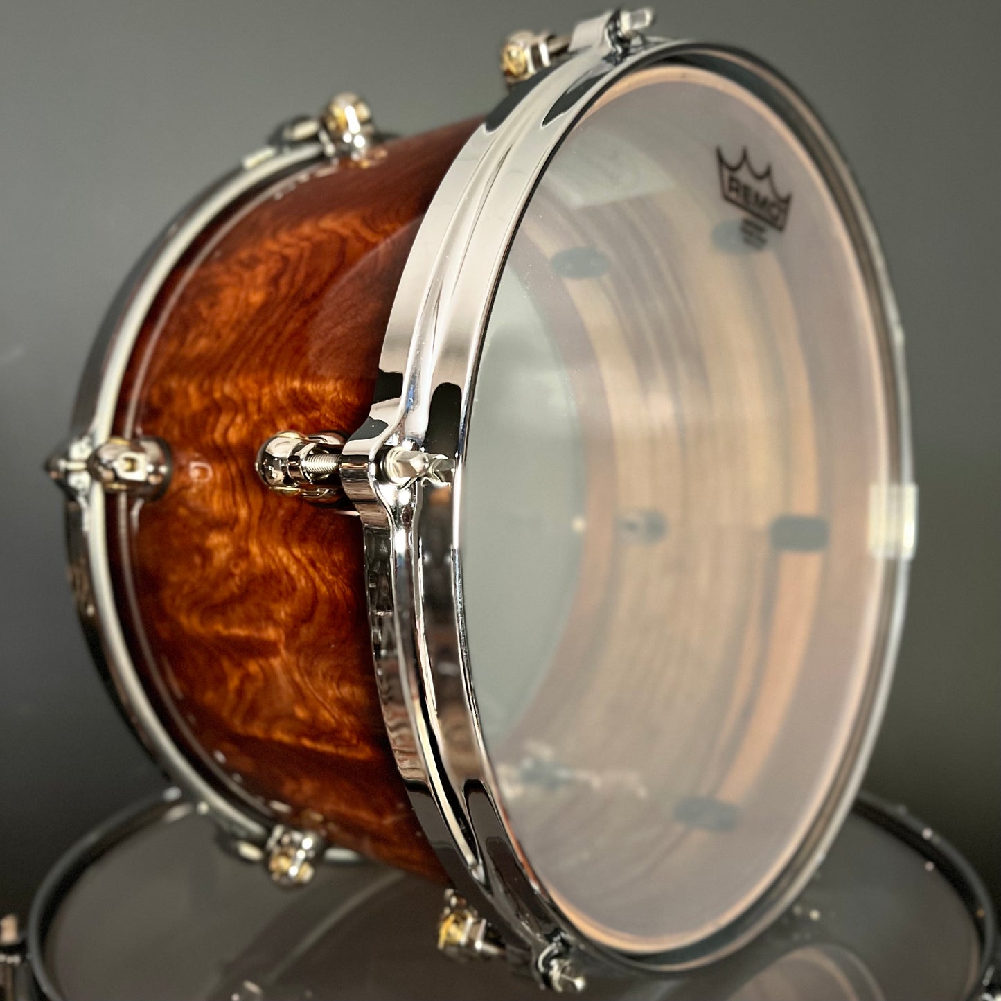 MINT Pearl Masterworks Maple Gum Drum Set in Artisan Lava Bubinga Burst Gloss - 14x24, 7x13, 16x16