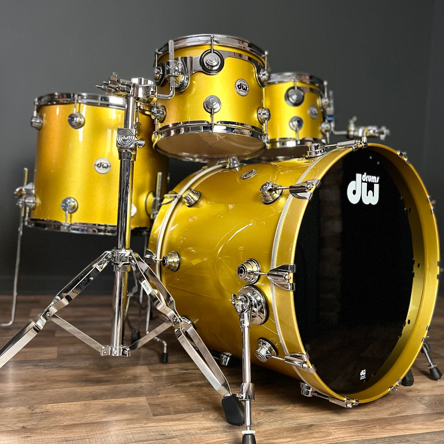 USED DW Collector's Series Drum Set in Usher Gold Metallic Lacquer - 18x22, 8x10, 9x12, 14x16