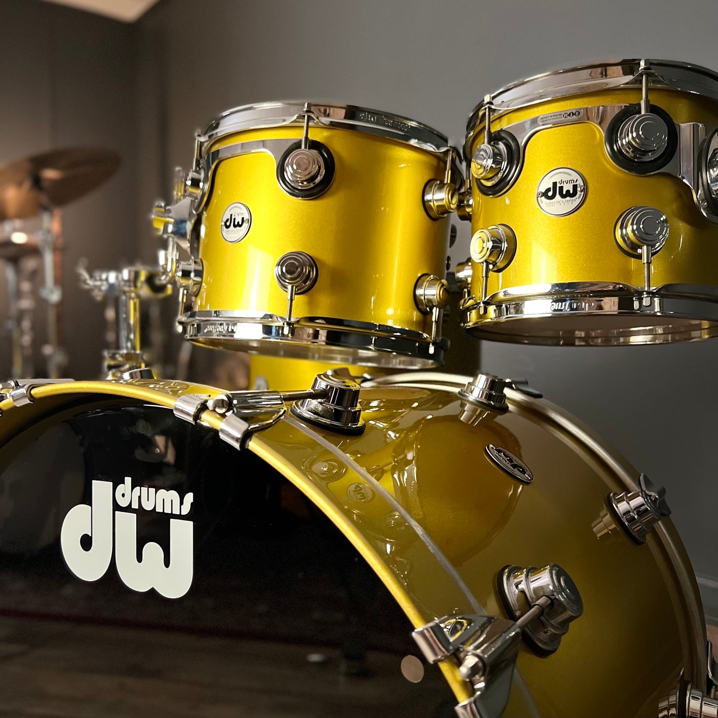 USED DW Collector's Series Drum Set in Usher Gold Metallic Lacquer - 18x22, 8x10, 9x12, 14x16