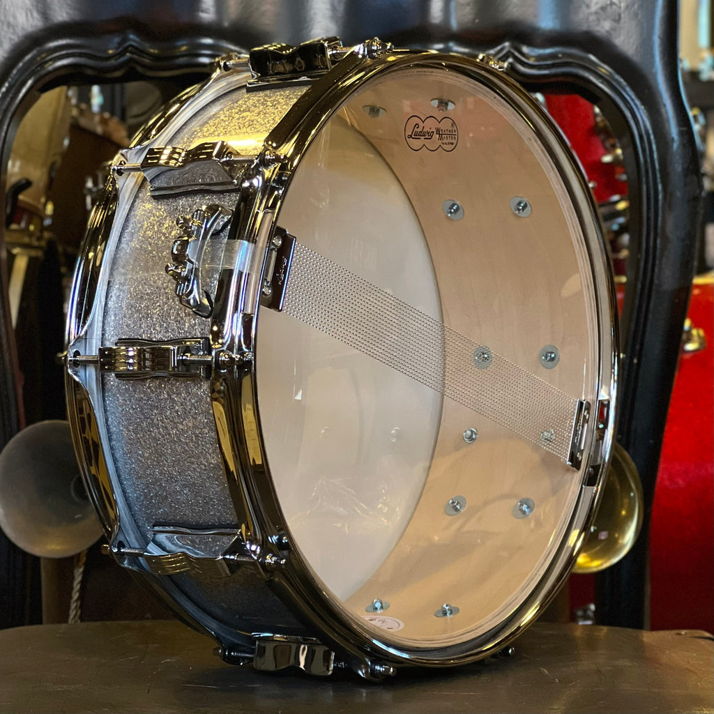 NEW Ludwig 5x14 Classic Maple Snare Drum in Silver Sparkle