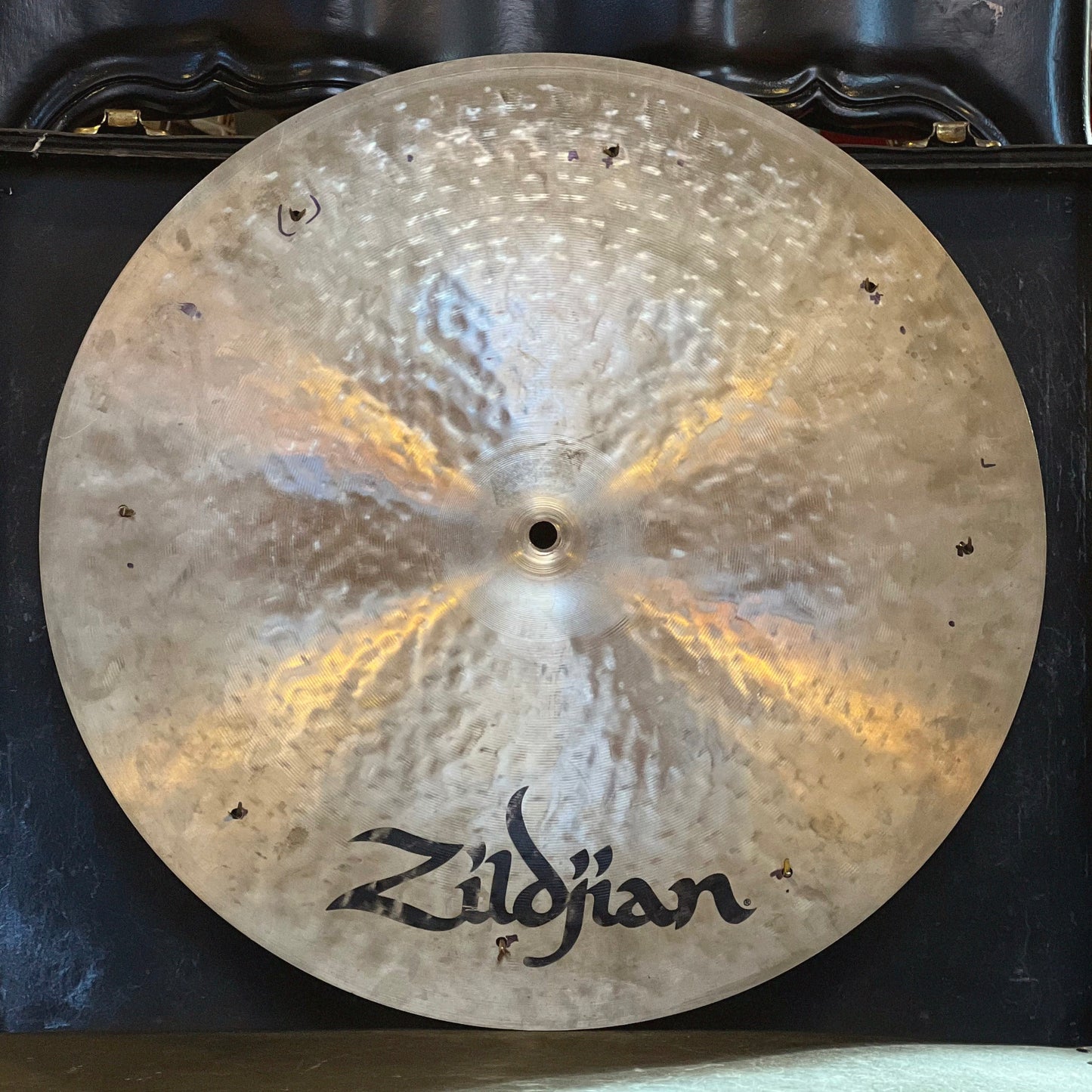 USED Zildjian 18" K Custom Flat Top Ride Cymbal w/ 8 Rivets - 1654g