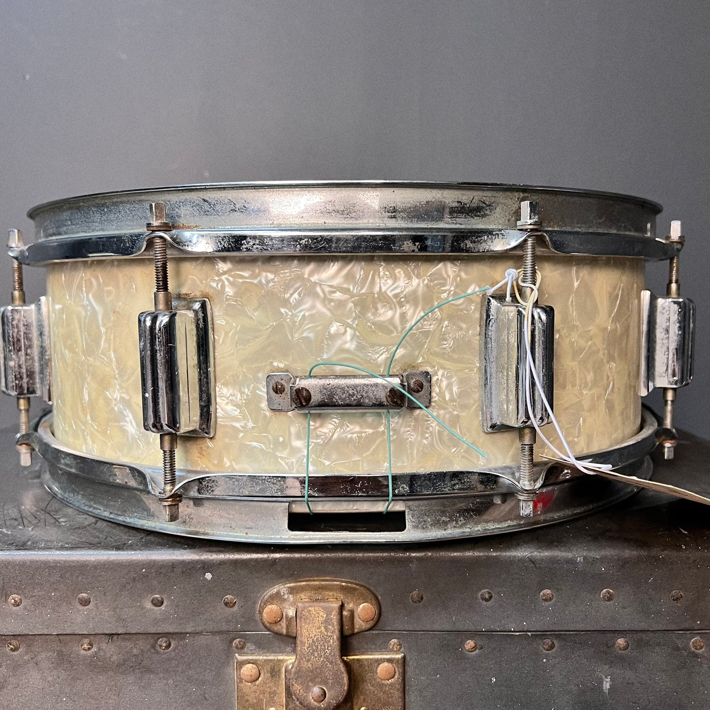 VINTAGE 1960's Rogers 5x14 Tower Snare Drum in White Marine Pearl